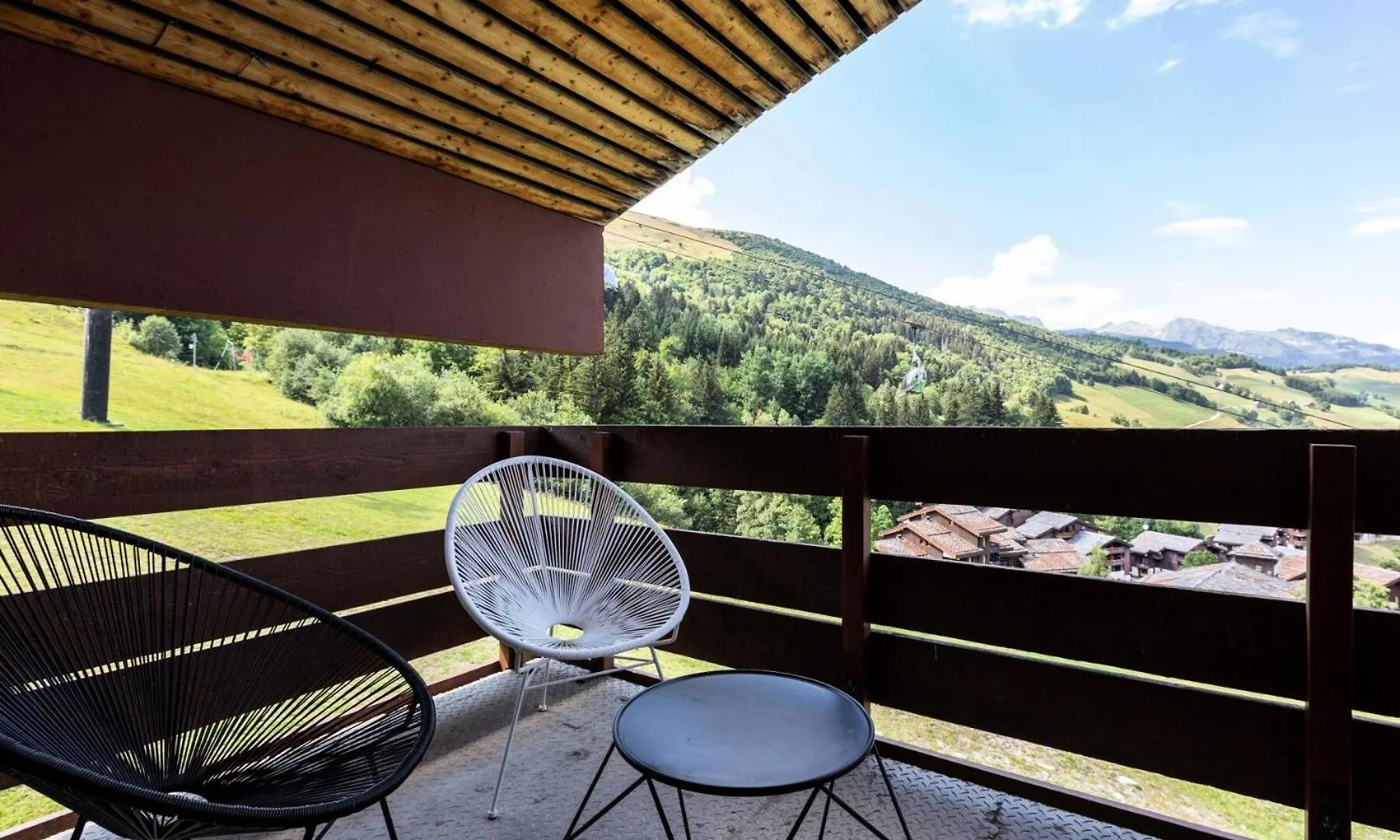 Residence Portail G - Portail 32-33 Mae-1401 Valmorel France